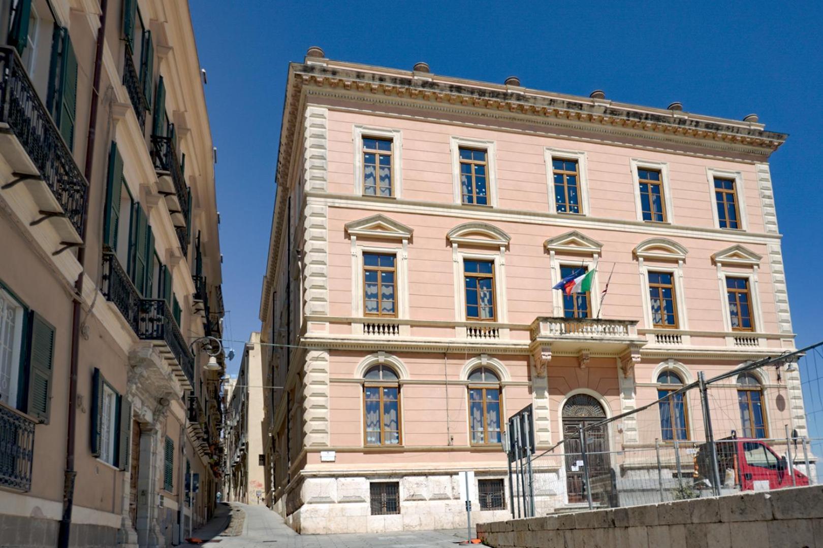 Casa Storica Di Charme Con Vista Mare Nel Cuore Di Cagliari Esterno foto