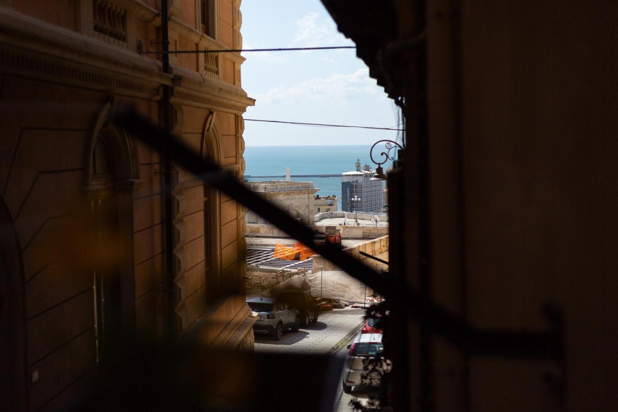 Casa Storica Di Charme Con Vista Mare Nel Cuore Di Cagliari Esterno foto